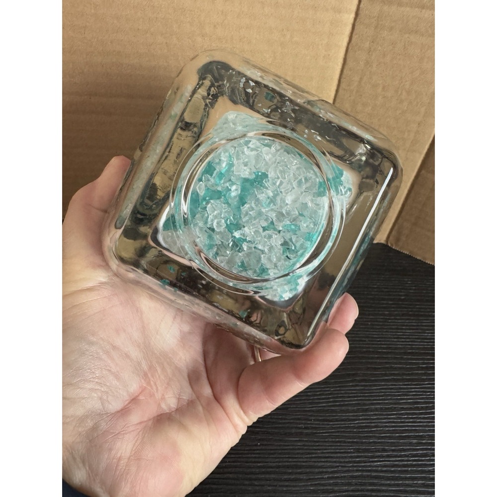 Butterfly Gel Candle  Burns Clear Burns‎ Clean Beautiful - Picture 8 of 13
